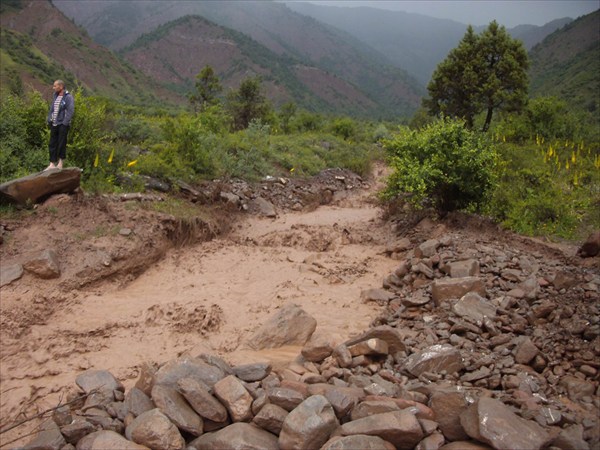 The mudflow near Tavildara